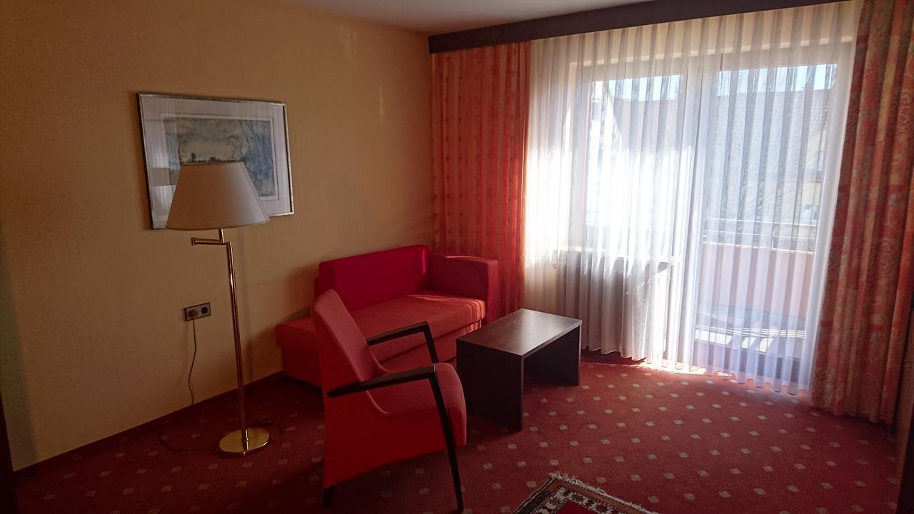 Hotel Am Schoenbuchrand テュービンゲン エクステリア 写真