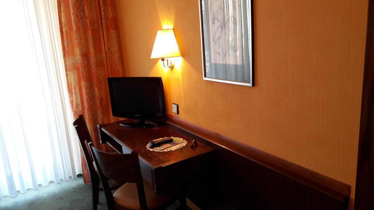 Hotel Am Schoenbuchrand テュービンゲン エクステリア 写真
